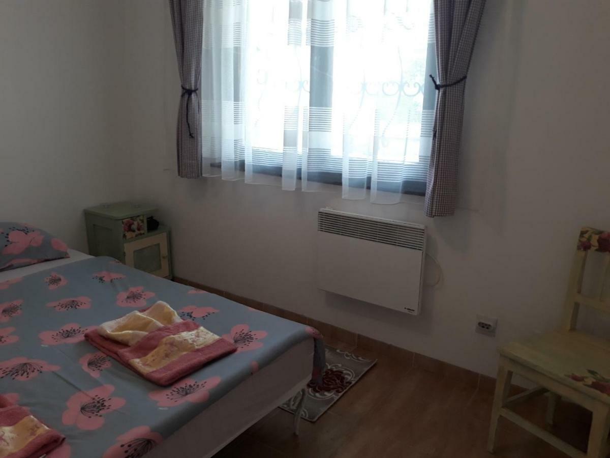 Apartman Dijelovi ビイェリナ エクステリア 写真